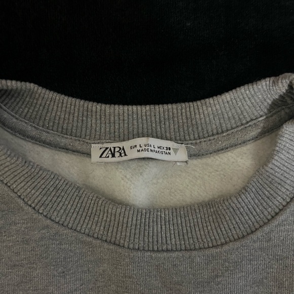 Zara Heather Gray Ribbed Sweatshirt - Picture 3 of 4